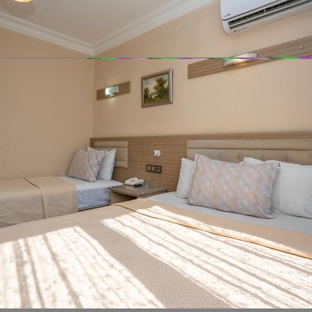 Grand Reis Hotel Istanbul Bagian luar foto