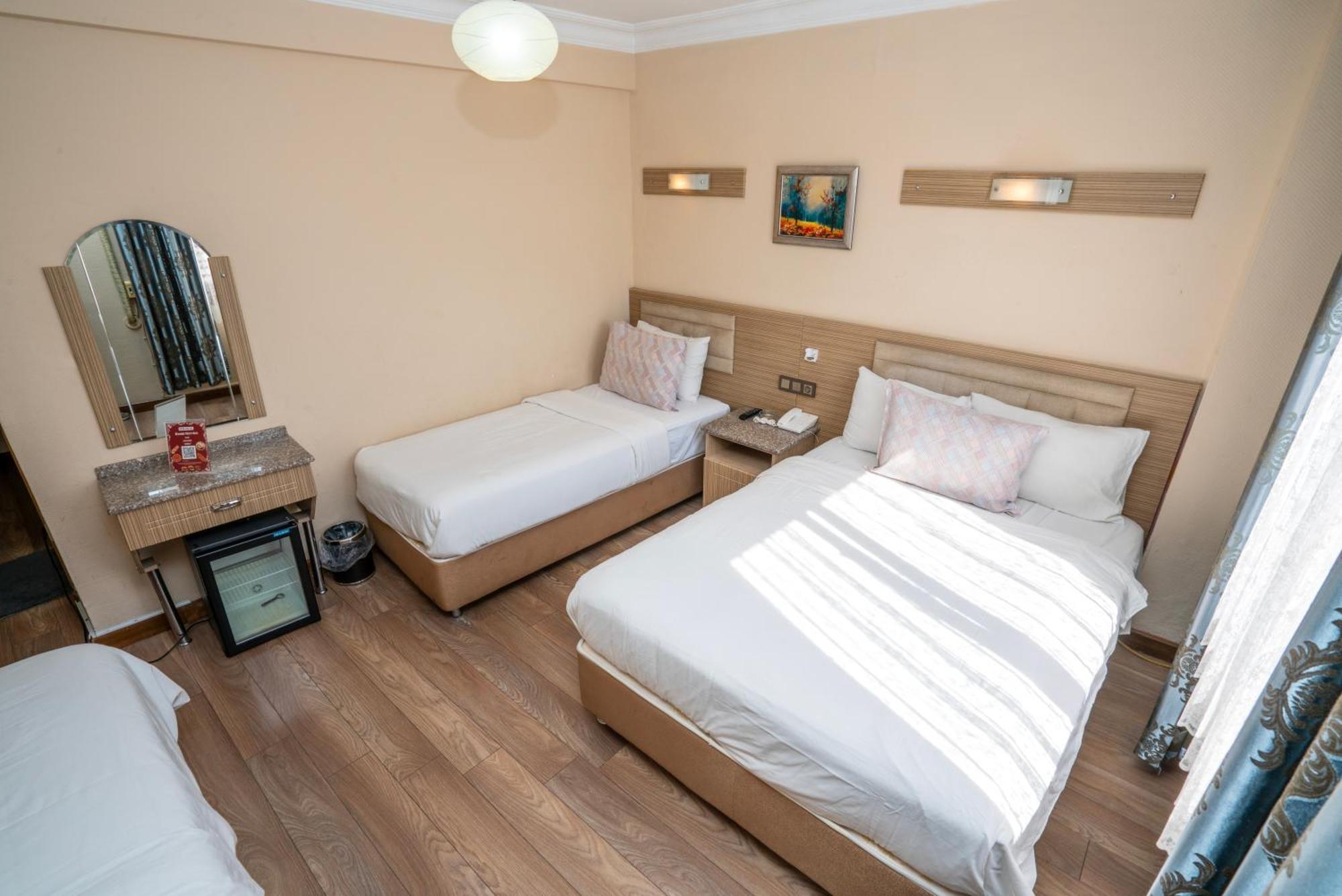 Grand Reis Hotel Istanbul Bagian luar foto