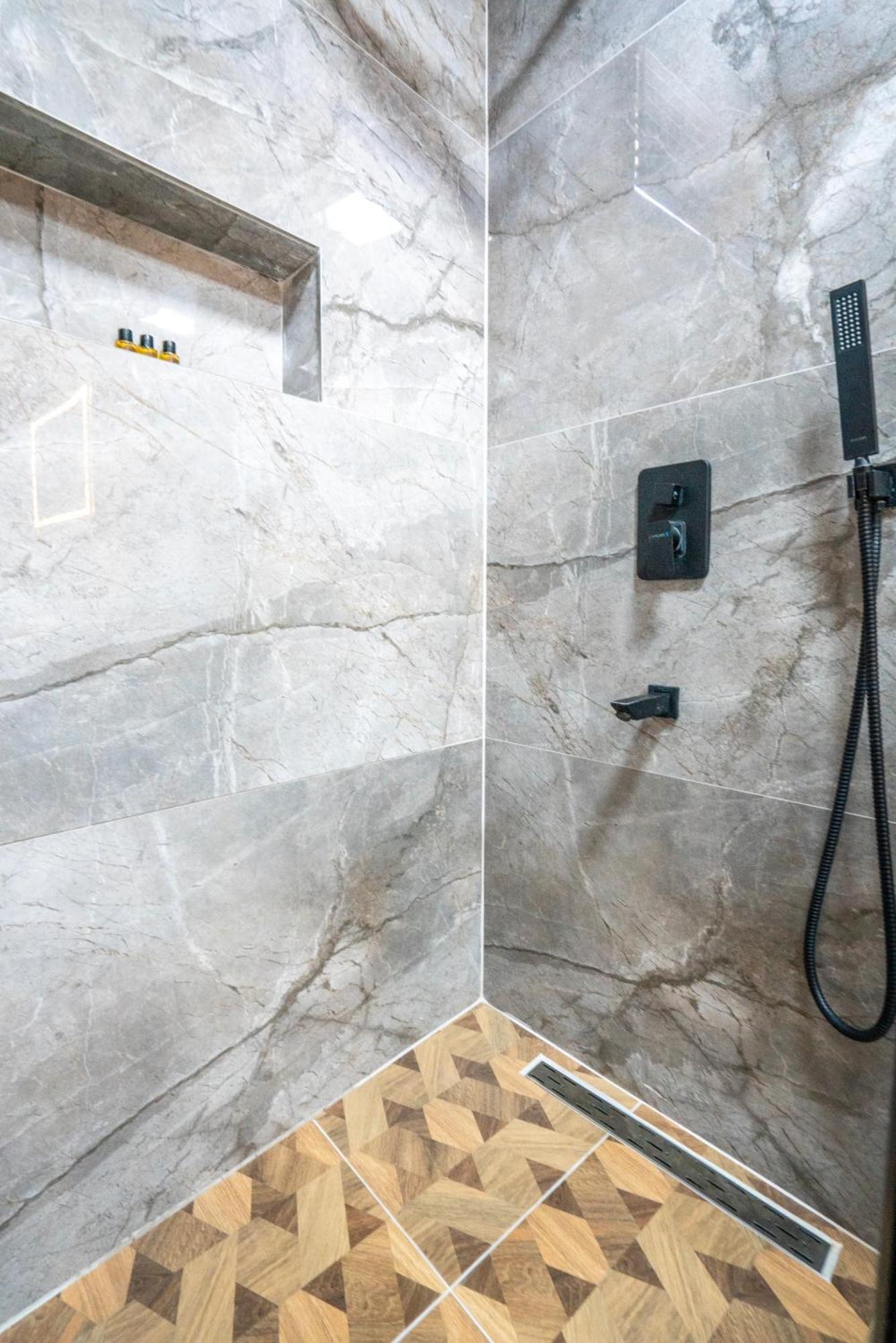 Grand Reis Hotel Istanbul Bagian luar foto