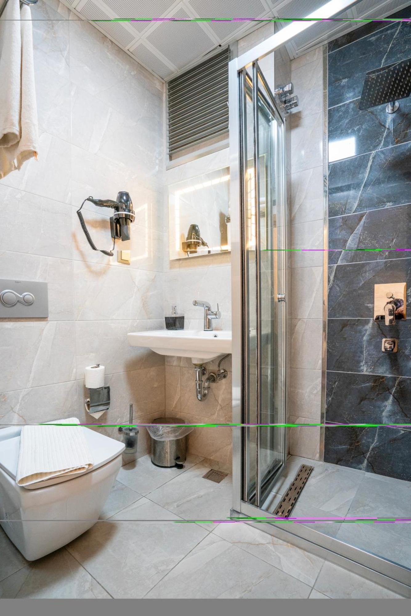 Grand Reis Hotel Istanbul Bagian luar foto