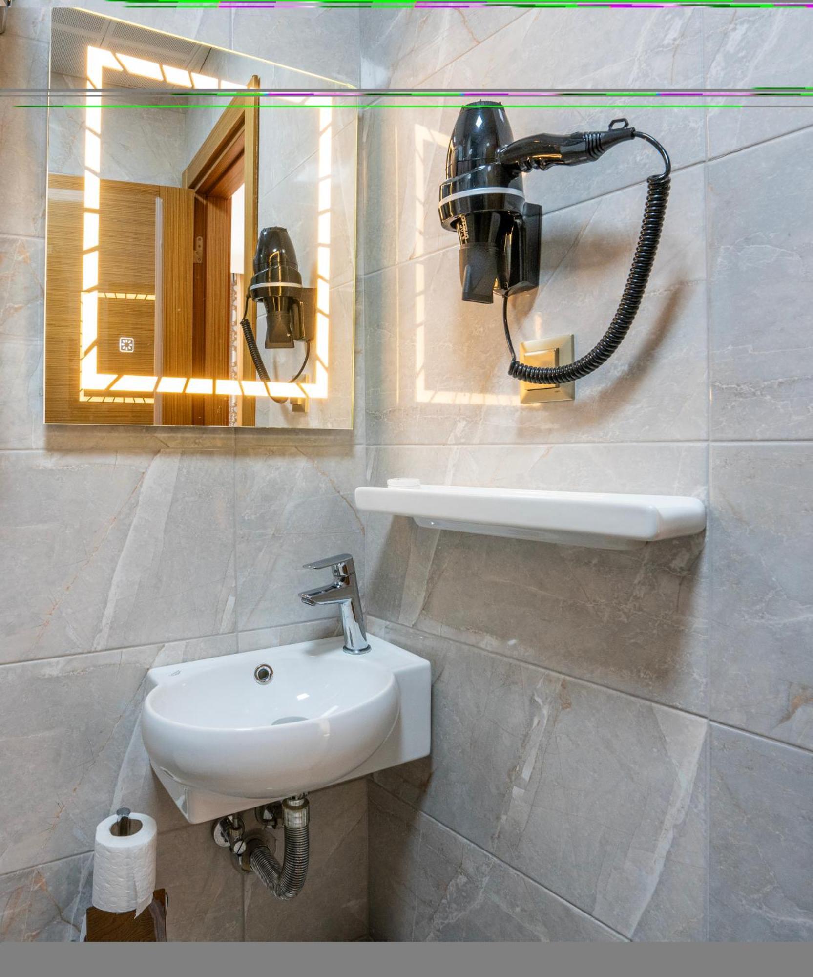 Grand Reis Hotel Istanbul Bagian luar foto