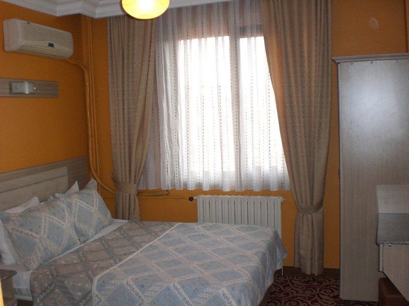 Grand Reis Hotel Istanbul Bagian luar foto